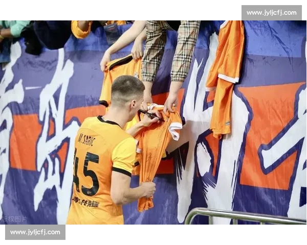 海港双核缺阵战泰山：蒋光太感冒替补 加布里埃尔伤缺